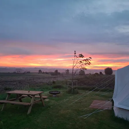Garden Glamping Mirabelle Hotel Heuvelland Exterior photo